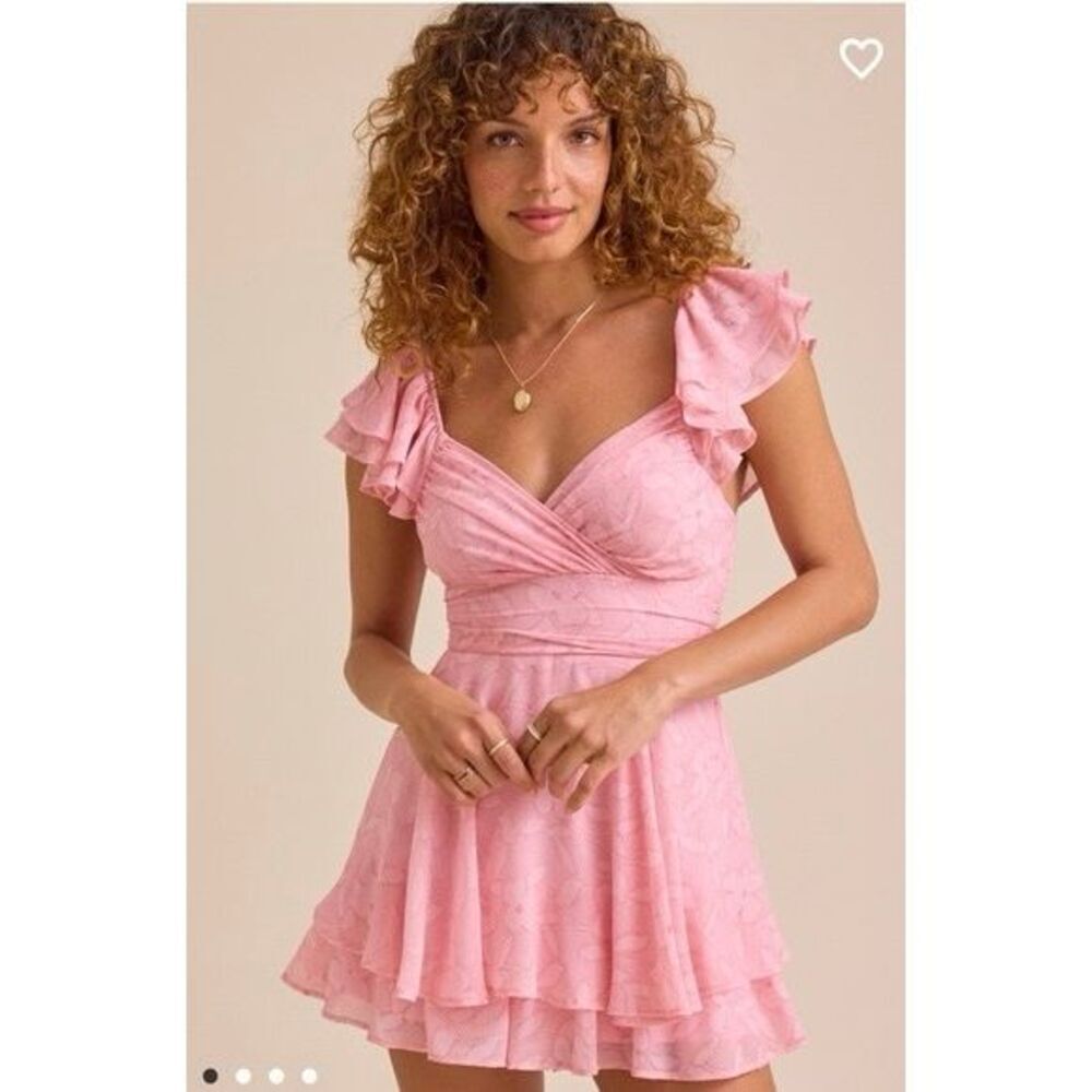 Altar’d State Lainey Double Layered Romper Large Pink Short Sleeve Cinched Back